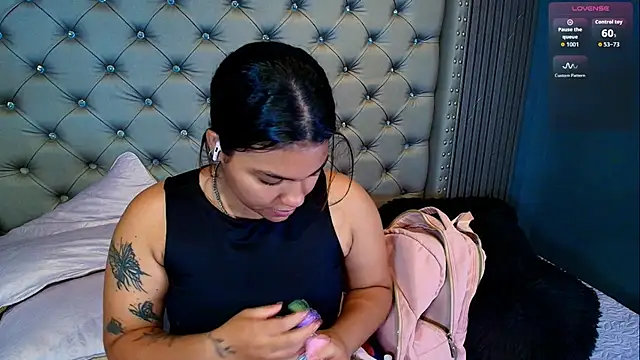 NAOMI cute  online show from 04/09/26, 05:51