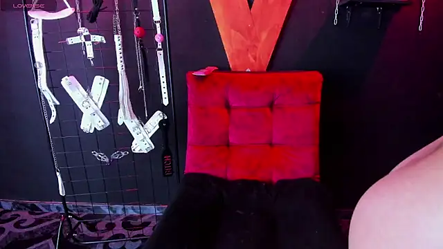 lilith slave online show from 06/05/26, 07:03