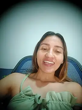 Snapshot of isaa- chatting on 06/14/26, 03:03 isaa- online show from 06/14/26, 03:03