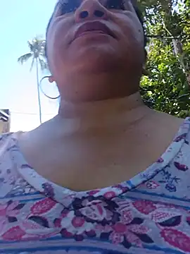 Snapshot of mature_l0ve43 chatting on 07/05/26, 05:36 mature l0ve43 online show from 07/05/26, 05:36