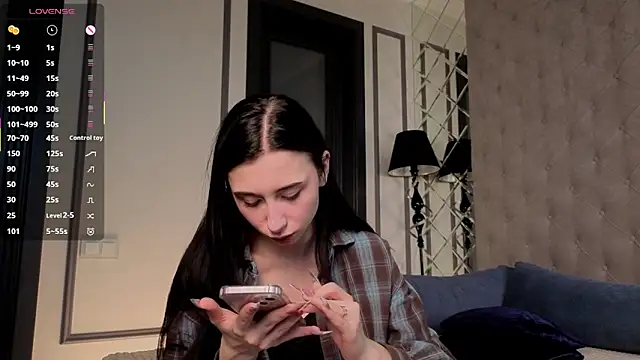 MiguelinaRasmuson online show from 03/17/26, 11:13