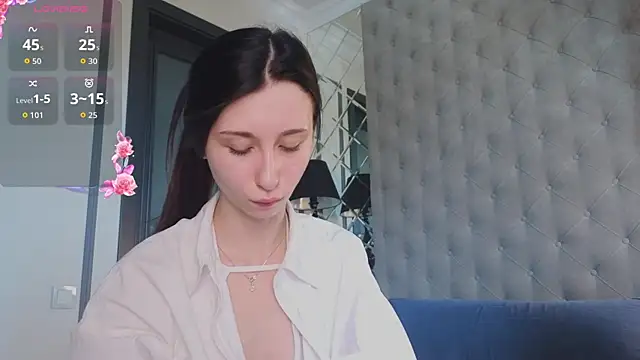 MiguelinaRasmuson online show from 06/03/26, 11:13