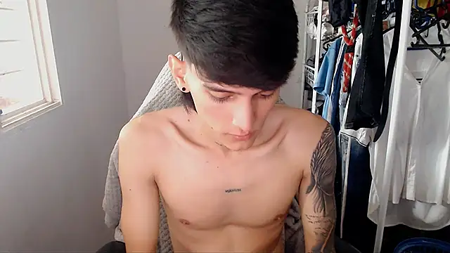 Snapshot of BOY-767 chatting on 02/18/26, 06:59 BOY-767 online show from 02/18/26, 06:59