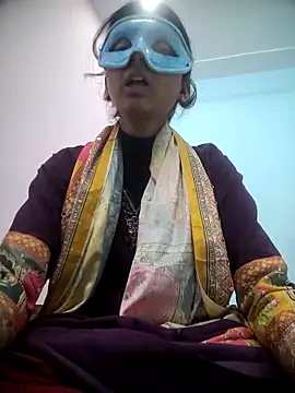 Snapshot of M_Lisha chatting on 02/21/26, 08:48 M Lisha online show from 02/21/26, 08:48