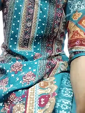 Snapshot of M_Lisha chatting on 04/02/26, 04:21 M Lisha online show from 04/02/26, 04:21