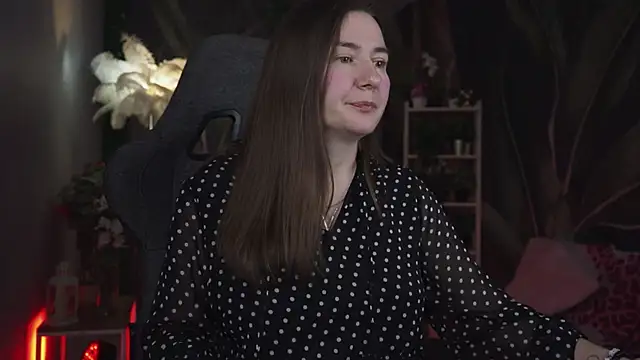 Golden Dragon online show from 04/21/26, 08:53