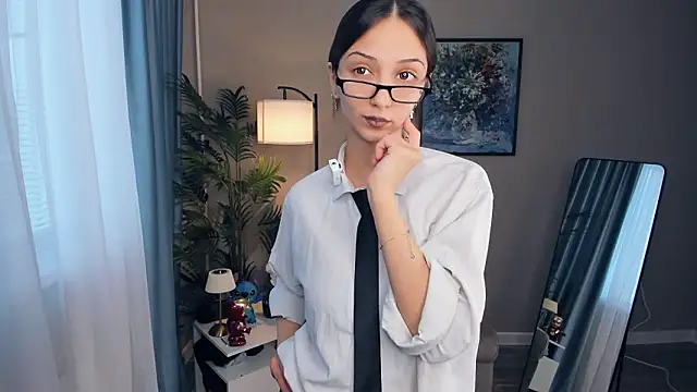 littleevilon online show from 02/28/26, 10:05