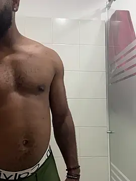 Snapshot of el_guille1 chatting on 02/27/26, 02:55 el guille1 online show from 02/27/26, 02:55