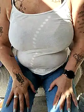 Emma12117 online show from 03/05/26, 11:06