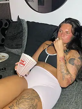 Destinylovex online show from 03/17/26, 09:29