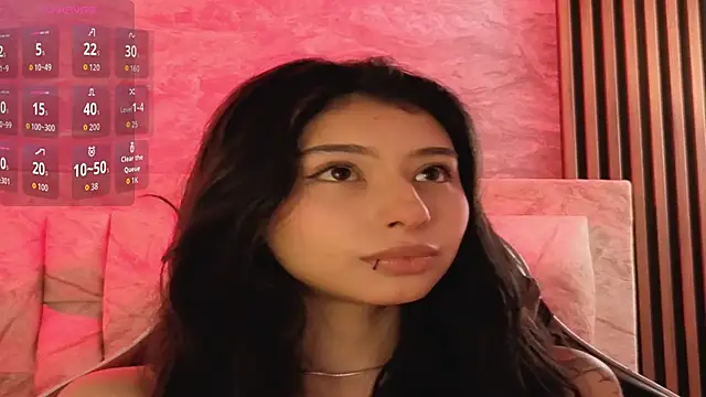 chloe bluee  online show from 03/21/26, 11:04