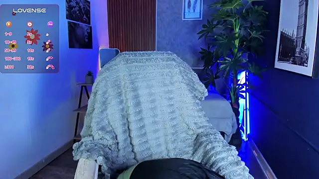 SophyAdams online show from 03/12/26, 07:53