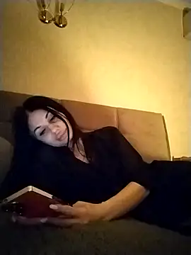 Snapshot of evavibe_ chatting on 03/19/26, 07:40 evavibe online show from 03/19/26, 07:40