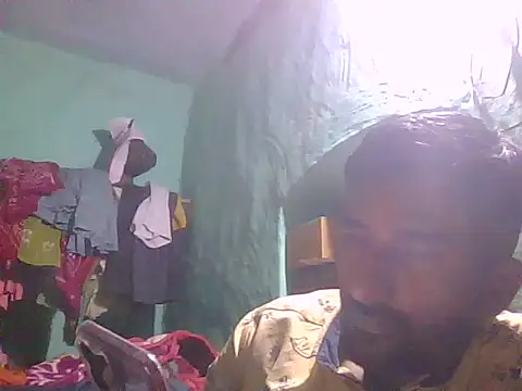 Snapshot of KingSeduceX chatting on 04/10/26, 04:01 KingSeduceX online show from 04/10/26, 04:01
