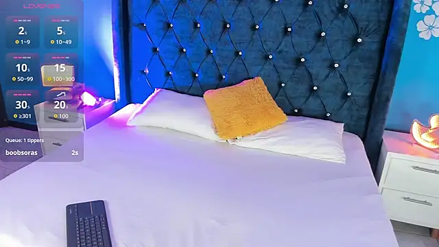 laurasmith  online show from 03/01/26, 11:34