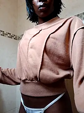 felineAphrodite online show from 04/17/26, 11:13