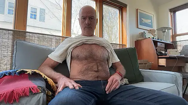 Guy  Grey online show from 04/18/26, 02:43