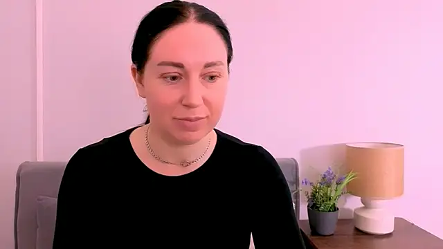 Snapshot of MiaFair chatting on 04/27/26, 03:32 MiaFair online show from 04/27/26, 03:32