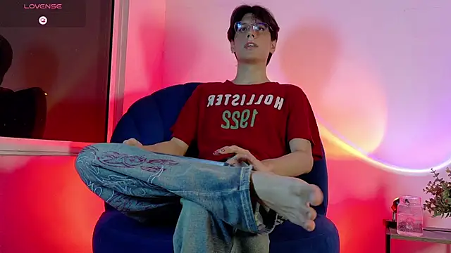 lui x dust online show from 06/03/26, 03:09