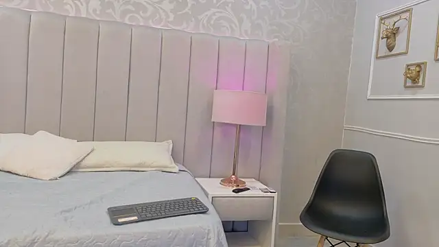 Emily  Stef online show from 07/15/26, 11:48
