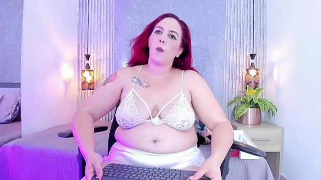 Snapshot of Eva_milfxxx chatting on 07/07/26, 03:53 Eva milfxxx online show from 07/07/26, 03:53