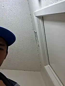 Snapshot of gueboloco2626 chatting on 03/03/26, 01:06 gueboloco2626 online show from 03/03/26, 01:06