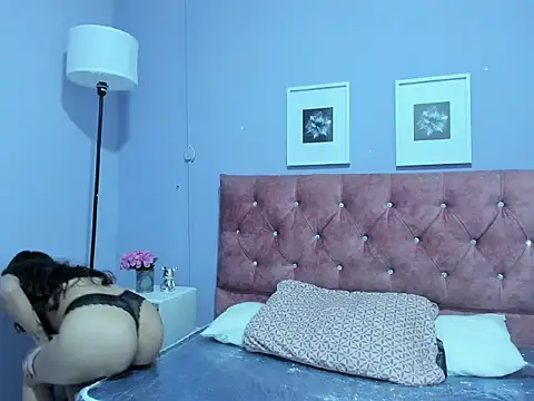 Snapshot of lilirousee chatting on 02/25/26, 07:01 lilirousee online show from 02/25/26, 07:01