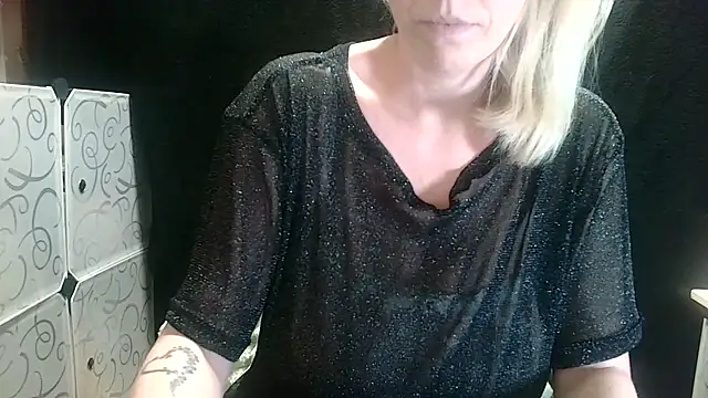 Snapshot of LadySecret_X chatting on 02/23/26, 05:10 LadySecret X online show from 02/23/26, 05:10