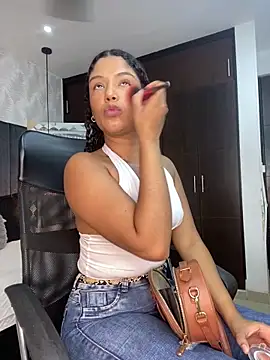 Miaafoxx   online show from 03/30/26, 07:48