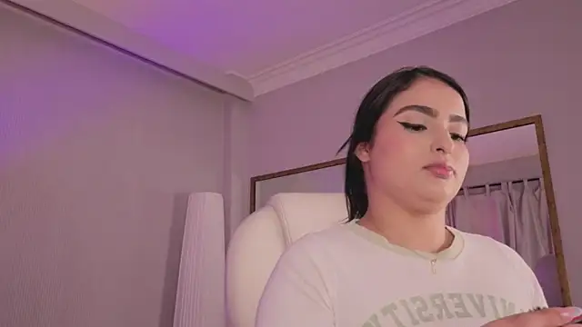 Stephany Harlot online show from 03/19/26, 10:36