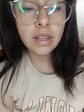Rosyshadow online show from 05/30/26, 08:28