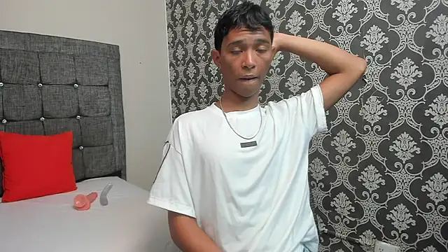 Little Twink19x online show from 03/21/26, 07:17