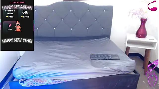 Snapshot of venus_exe chatting on 03/04/26, 11:38 venus exe online show from 03/04/26, 11:38