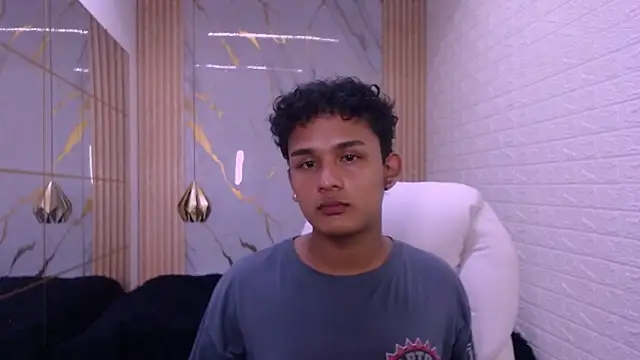 velvet o online show from 02/24/26, 03:26