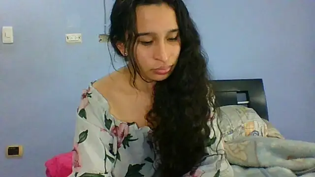 Snapshot of scarlettscottx_ chatting on 05/14/26, 02:51 scarlettscottx online show from 05/14/26, 02:51