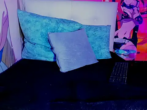 Snapshot of Emmadarlinghh chatting on 03/02/26, 06:48 Emmadarlinghh online show from 03/02/26, 06:48