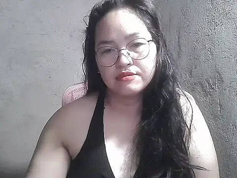 Snapshot of wildchinita00 chatting on 06/25/26, 08:35 wildchinita00 online show from 06/25/26, 08:35