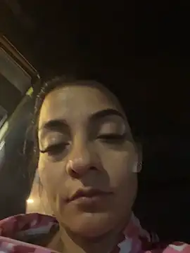 yesica2507 online show from 03/19/26, 12:03