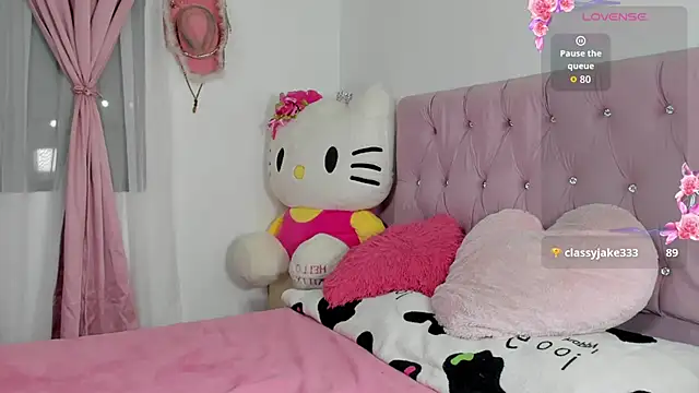 Snapshot of valentine_sweety chatting on 05/15/26, 11:34 valentine sweety online show from 05/15/26, 11:34