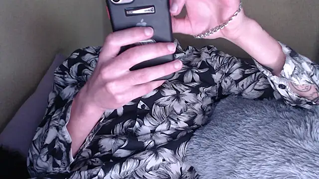 Snapshot of Samuel_Skywalker chatting on 06/03/26, 07:33 Samuel Skywalker online show from 06/03/26, 07:33