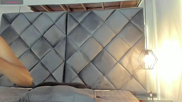 ebonyx40 online show from 04/24/26, 11:12