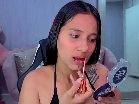 Mia belve a online show from 02/24/26, 12:47