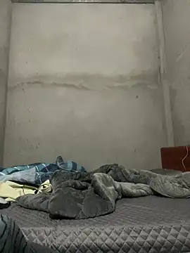 Snapshot of gina-xyz chatting on 02/23/26, 02:31 gina-xyz online show from 02/23/26, 02:31