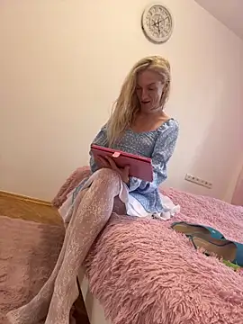 Faiiry  online show from 04/19/26, 04:23