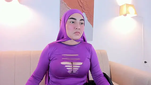 Malika Noor online show from 05/09/26, 02:11