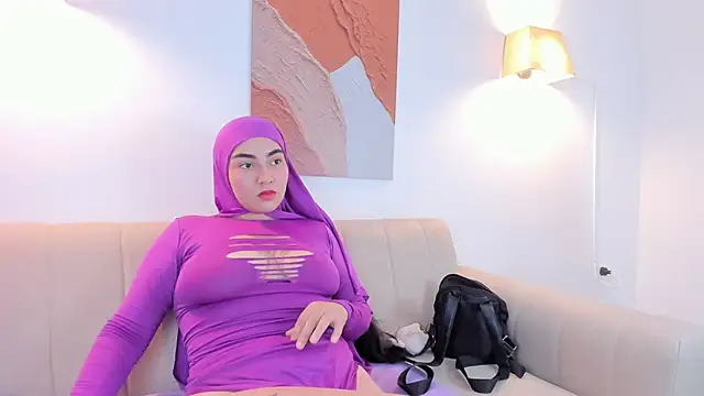 Malika Noor online show from 05/10/26, 03:28