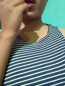 Nivya-Singh online show from 04/07/26, 04:46