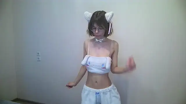 Snapshot of Kate_Mooss chatting on 03/02/26, 01:29 Kate Mooss online show from 03/02/26, 01:29