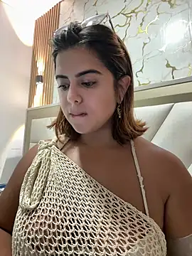 Lilithgomez  online show from 04/17/26, 12:35