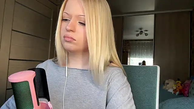 JeneeBIanks online show from 03/15/26, 12:44